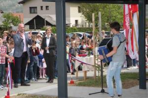 S prostovoljnimi prispevki do kolesarnice 3